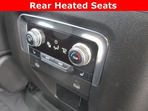 Certified 2022 GMC Yukon XL Denali image 25