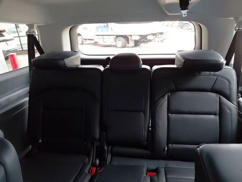 New 2026 Lincoln Navigator L Premier image 40