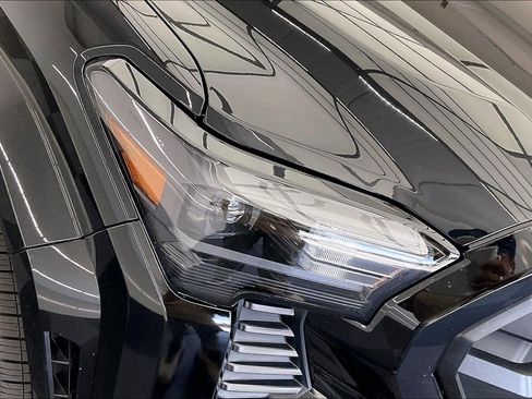 New 2026 Toyota Tacoma SR5 AWD/4WD image 15