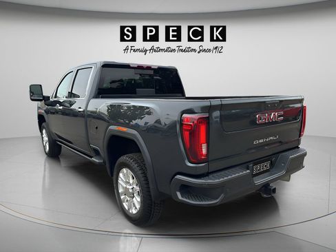 Used 2022 GMC Sierra 3500 Denali AWD/4WD image 3