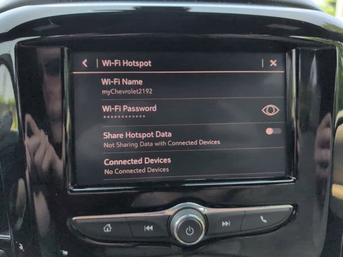 Used 2023 Chevrolet Traverse LS image 32