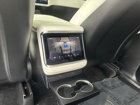 Used 2022 Tesla Model X AWD/4WD image 14