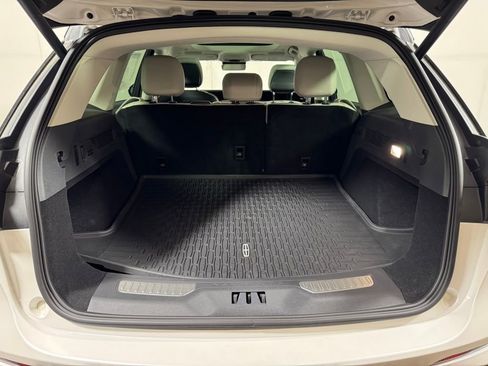 New 2026 Lincoln Nautilus Reserve AWD/4WD image 24