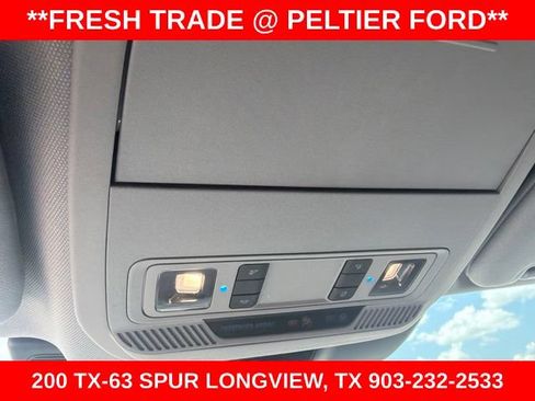 Used 2022 Ford Explorer XLT w/ Equipment Group 202A RWD image 22