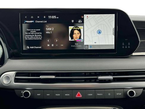 Used 2025 Hyundai Palisade Calligraphy image 21