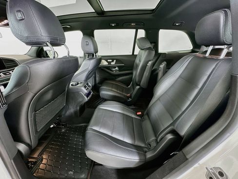 Used 2023 Mercedes-Benz GLS 580 4MATIC image 27