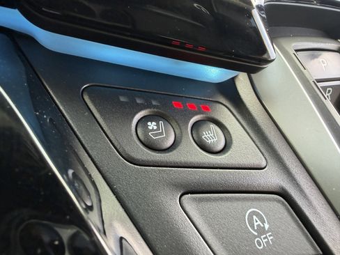 Used 2023 Honda Odyssey Elite image 41