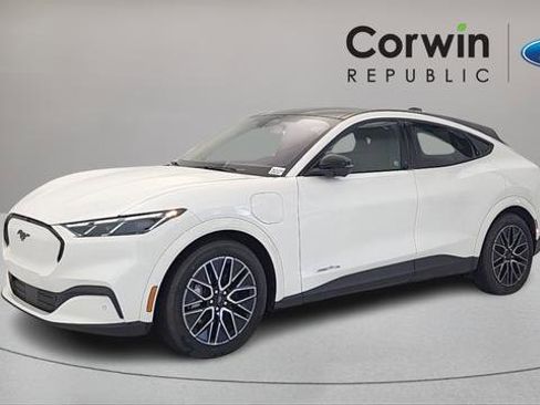 New 2025 Ford Mustang Mach-E Premium image 3