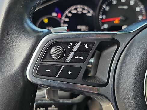 Used 2019 Porsche Cayenne AWD/4WD image 15
