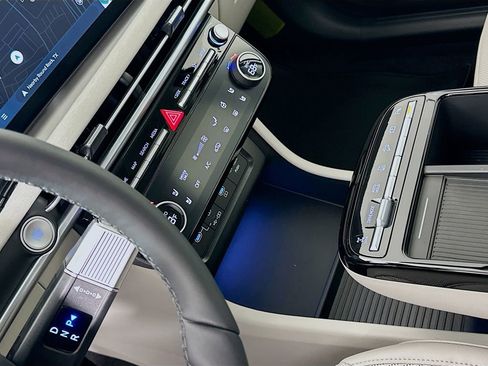 New 2026 Hyundai Tucson Limited image 15