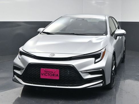 Used 2026 Toyota Corolla SE image 16