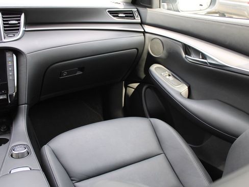 Certified 2025 INFINITI QX50 Luxe image 29