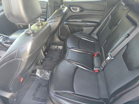 Used 2023 Jeep Compass Trailhawk image 16