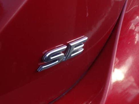 Used 2024 Toyota Camry SE w/ Convenience Package image 23