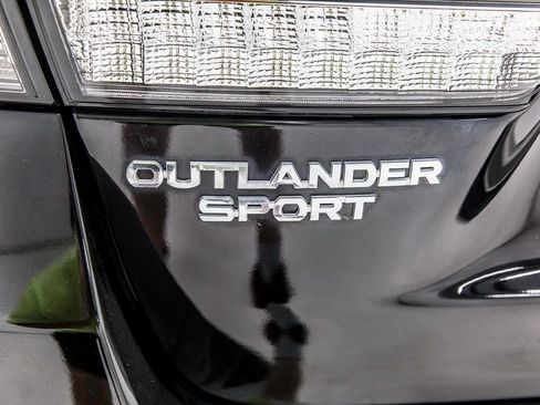 Used 2022 Mitsubishi Outlander Sport LE AWD/4WD image 7