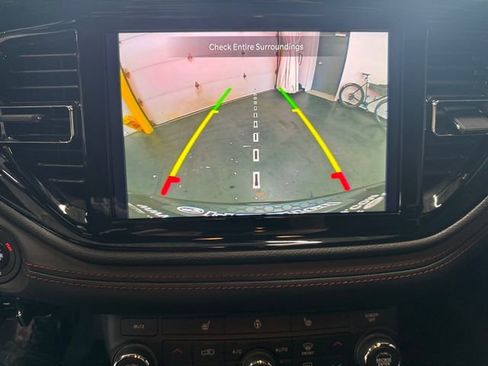 Used 2025 Dodge Durango R/T w/ Blacktop Package AWD/4WD image 15