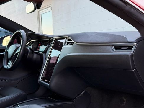 Used 2016 Tesla Model S 60D AWD/4WD image 12