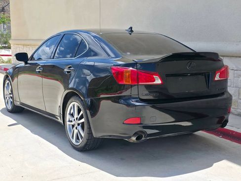 Used 2010 Lexus IS 250 RWD image 3