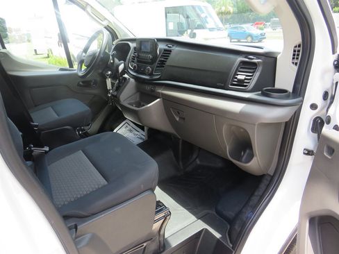 Used 2025 Ford Transit 250 Low Roof w/ Exterior Upgrade Package RWD image 21