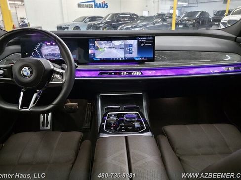 Used 2024 BMW 740i xDrive w/ Executive Package AWD/4WD image 18