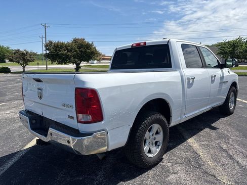 Used 2011 RAM 1500 Classic SLT w/ Luxury Group AWD/4WD image 5