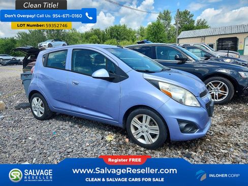 Used 2014 Chevrolet Spark LT FWD image 5