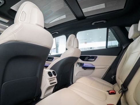 New 2026 Mercedes-Benz GLC 300 4MATIC image 12