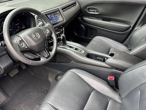 Used 2019 Honda HR-V EX-L image 4