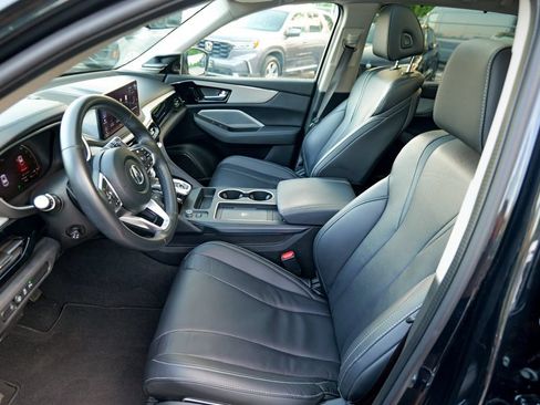 Used 2025 Acura MDX SH-AWD w/ Technology Package image 22