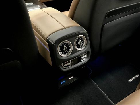 Used 2025 Mercedes-Benz G 550 image 19