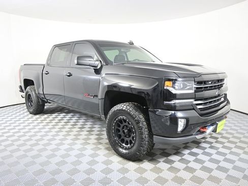 Used 2018 Chevrolet Silverado 1500 LTZ Z71 w/ LTZ Plus Package image 10