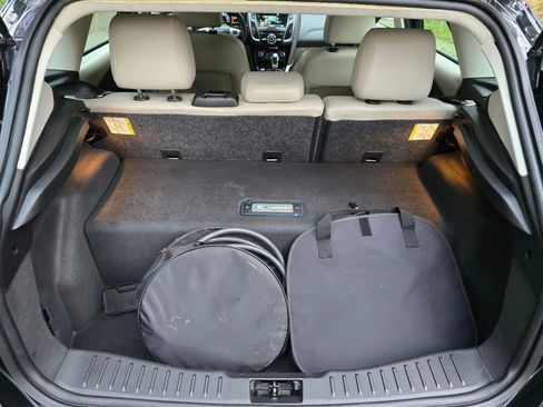 Used 2015 Ford Focus Electric Hatchback 4D w/ Exterior Protection Package image 16