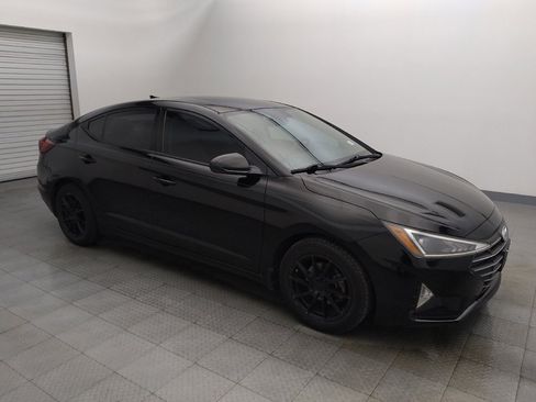 Used 2020 Hyundai Elantra SEL image 11