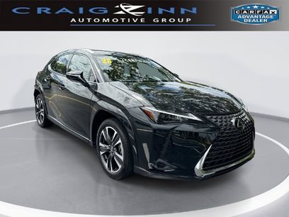 Certified 2025 Lexus UX 300h FWD w/ Accessory Package (Z2)
