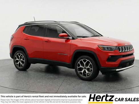 Used 2025 Jeep Compass Limited image 1