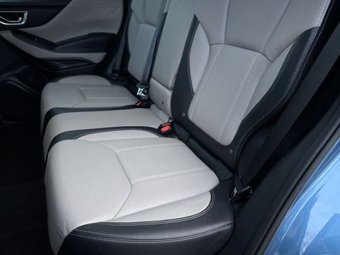 Used 2023 Subaru Forester Limited image 21