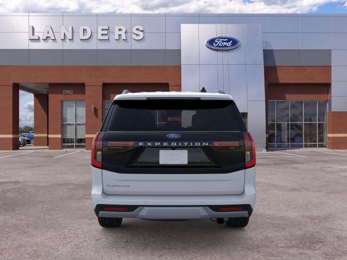 New 2026 Ford Expedition Platinum w/ Driver's Package AWD/4WD image 5