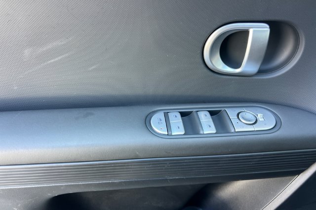 Used 2024 Hyundai Ioniq 5 SEL RWD image 11