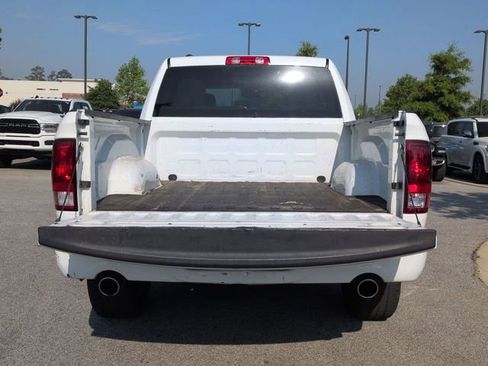 Used 2016 RAM 1500 Express AWD/4WD image 16