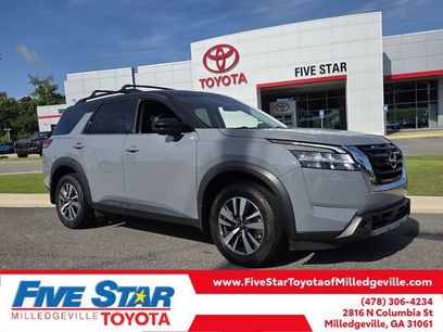 Used 2024 Nissan Pathfinder SL