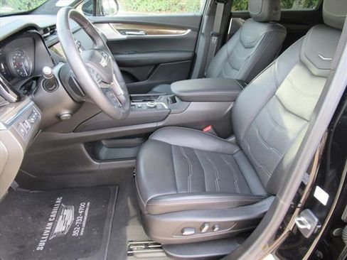 Used 2023 Cadillac XT5 Premium Luxury w/ Platinum Package image 17