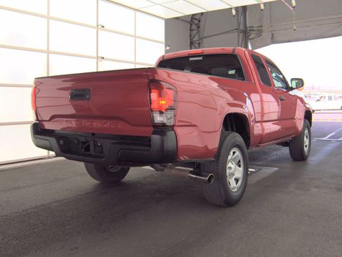 Used 2019 Toyota Tacoma SR image 8