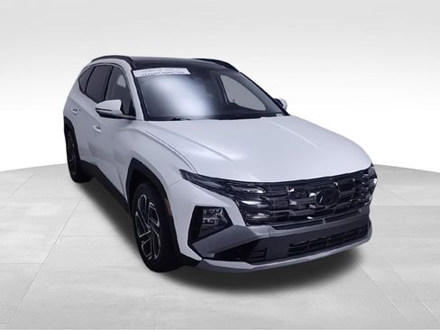 Used 2025 Hyundai Tucson Limited FWD image 4