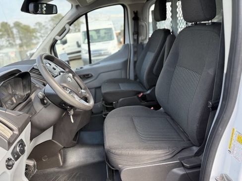 Used 2017 Ford Transit 250 130 Low Roof image 13