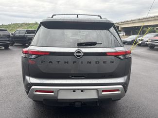 Used 2023 Nissan Pathfinder SL w/ SL Premium Package AWD/4WD video 4