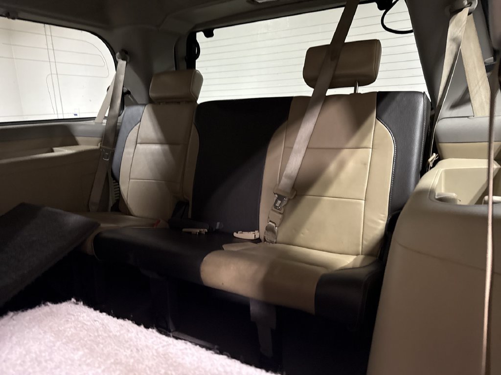 Used 2015 Nissan Armada Platinum w/ Platinum Reserve Package AWD/4WD image 25