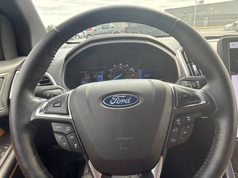 Certified 2023 Ford Edge Titanium w/ Equipment Group 301A AWD/4WD image 15