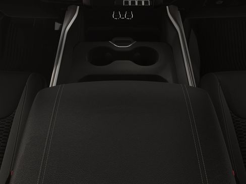 New 2026 RAM 1500 4x4 Crew Cab image 4