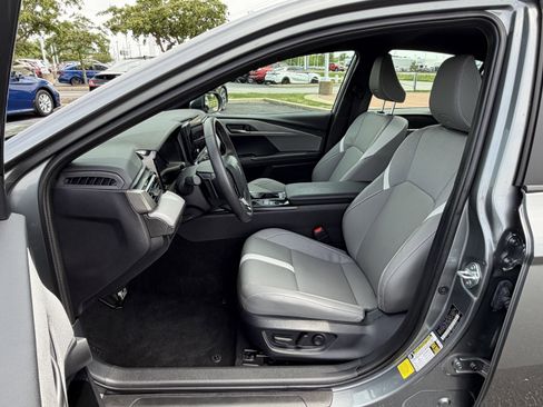 Certified 2025 Toyota Camry SE FWD image 14