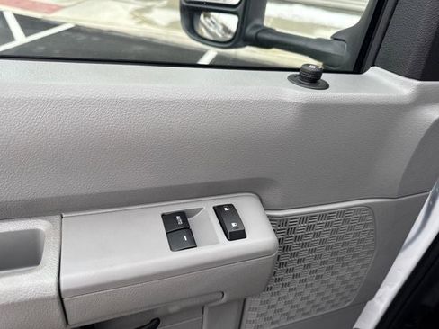 New 2026 Ford E-450 and Econoline 450 Super Duty w/ Power Equipment Group image 13